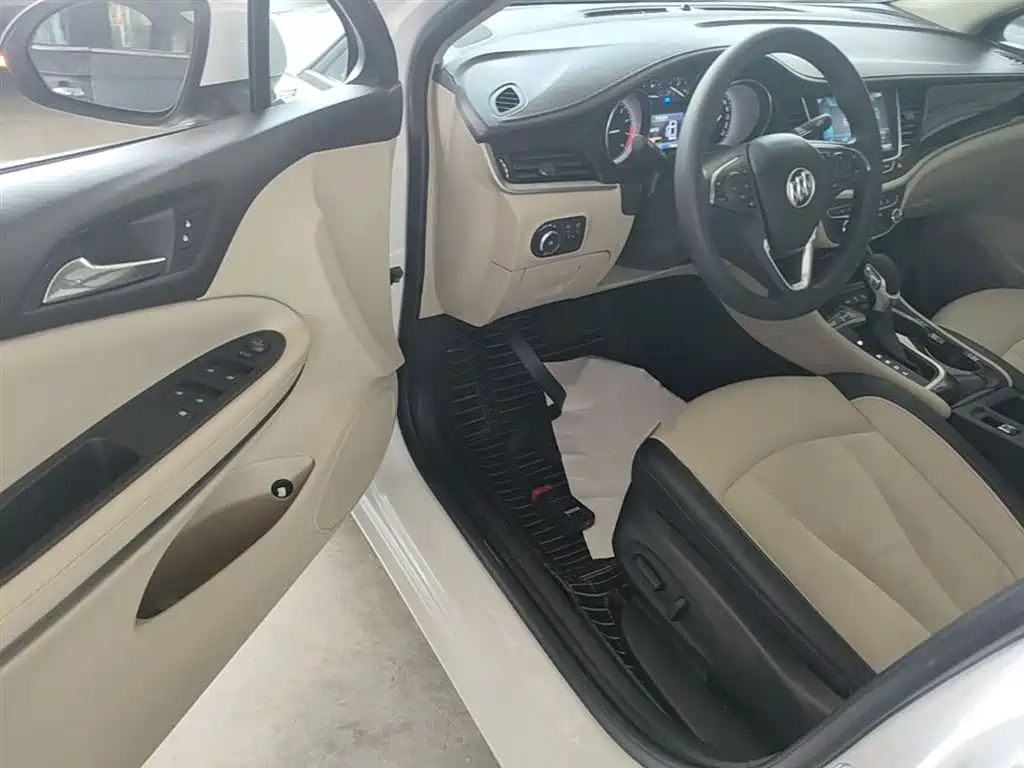 Buick Verano 2019 Sedan 15S Auto Leading фото 16