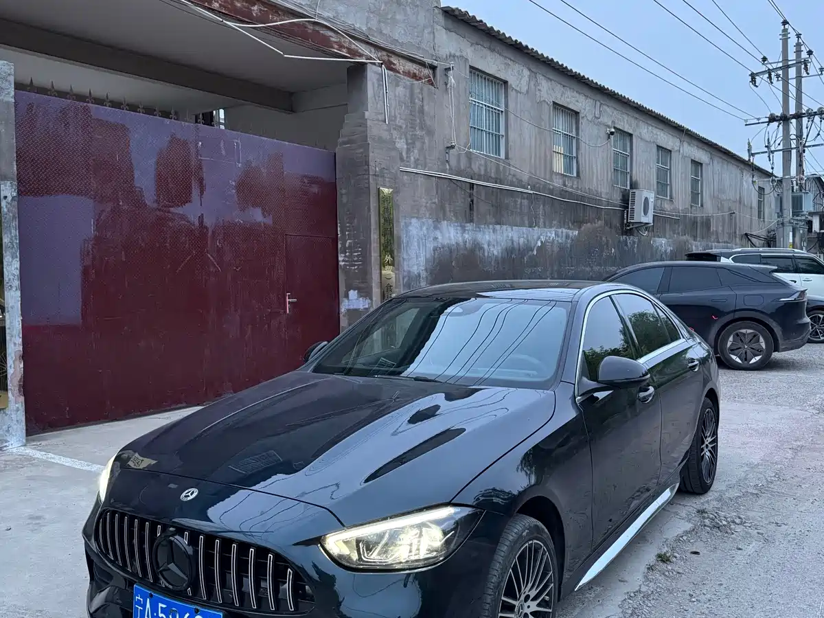 Mercedes-Benz C-Class 2024 C 260 L Sport фото 3