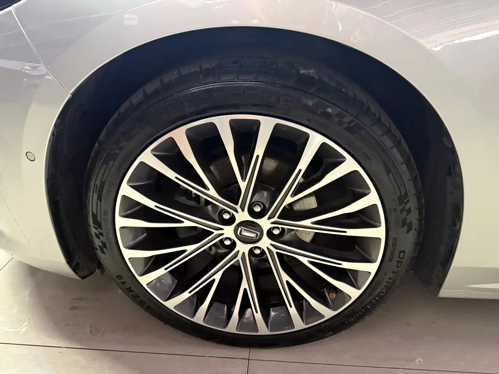 Фото 14 - Besturn B70