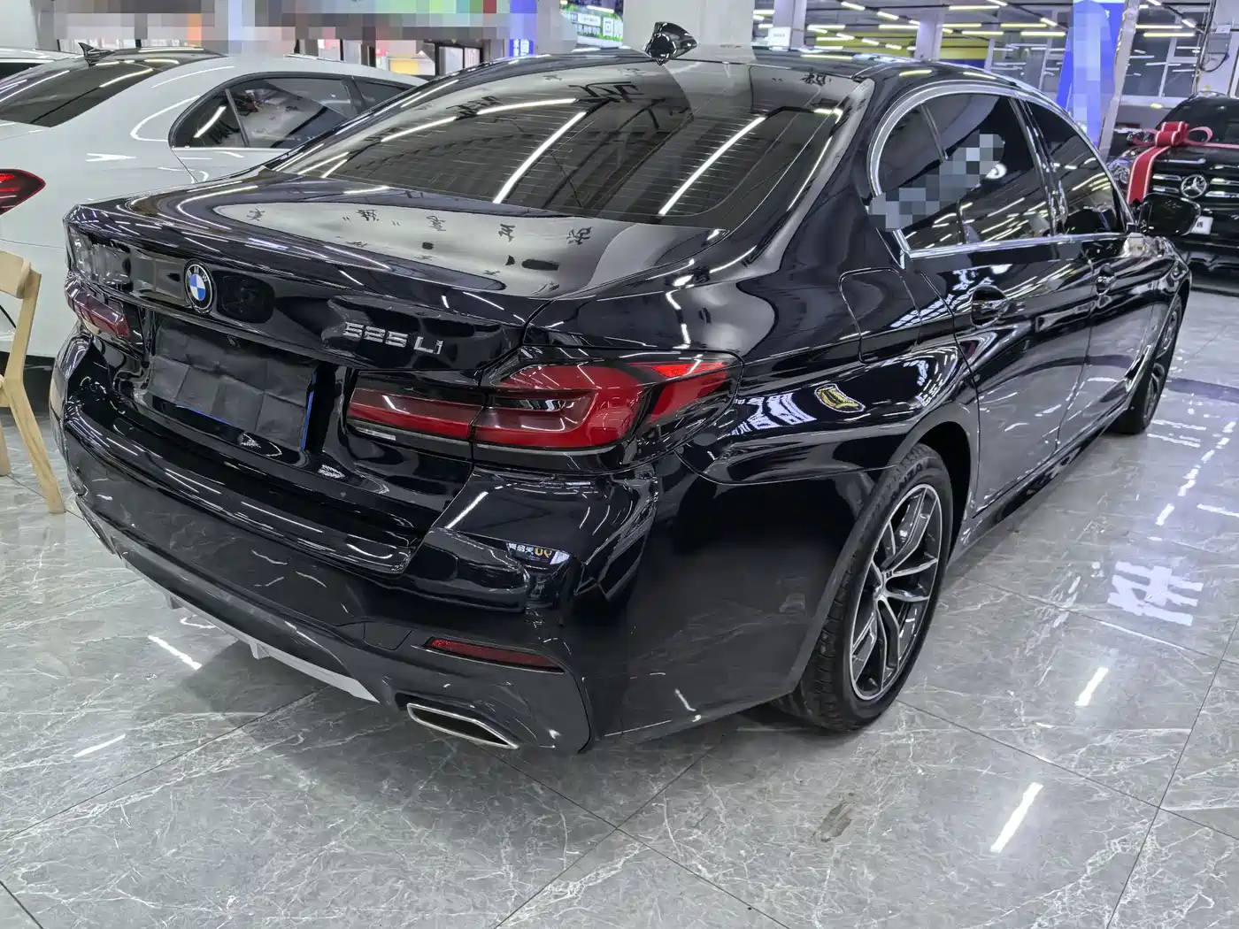 BMW 5 Series 2021 525Li M Sport Package фото 6