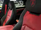 Фото 4 - Lamborghini Urus