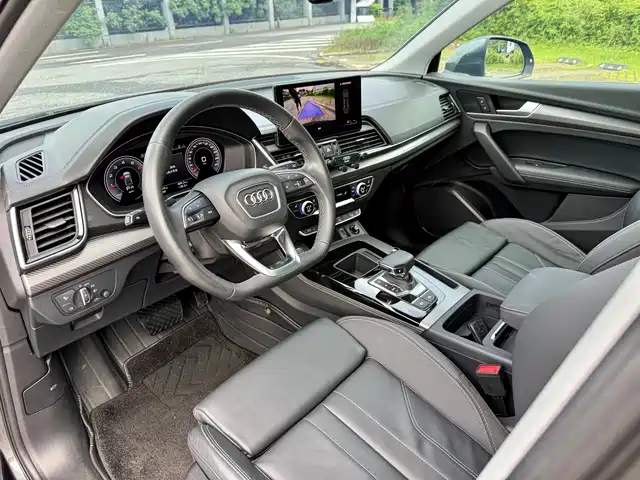 Audi Q5L 2021 40 TFSI Luxury Dynamic — фото 4