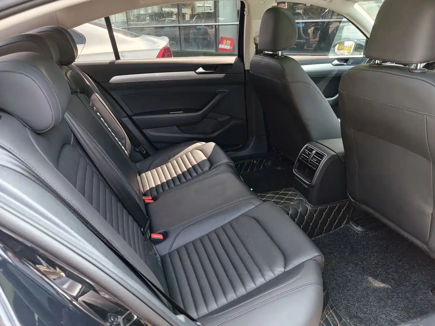 Volkswagen Magotan 2019 280TSI DSG Comfort China VI фото 6