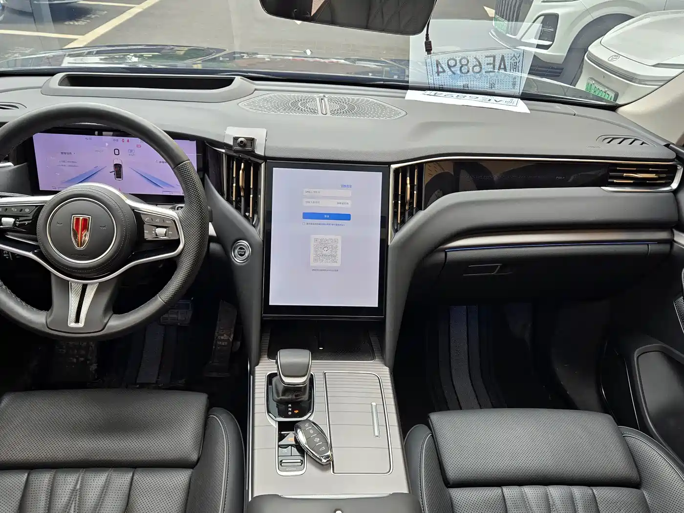 Hongqi HS7 PHEV 2024 2.0T PHEV AWD Flagship 6-Seater фото 8