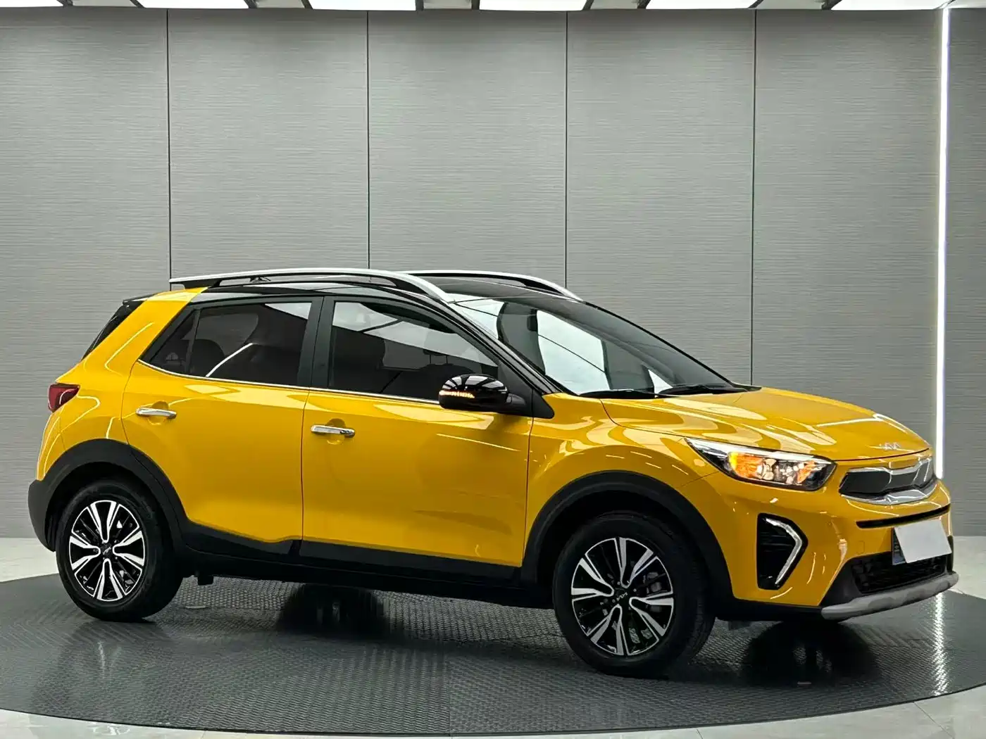 Kia KX1 2021 1.4L CVT Fun Sunroof Version фото 6
