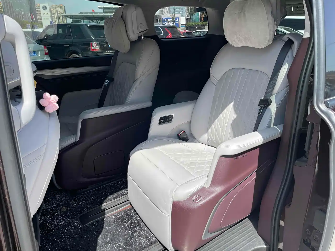 Buick GL8 2022 Avenir Avia 6-Seater Virtue Edition фото 14