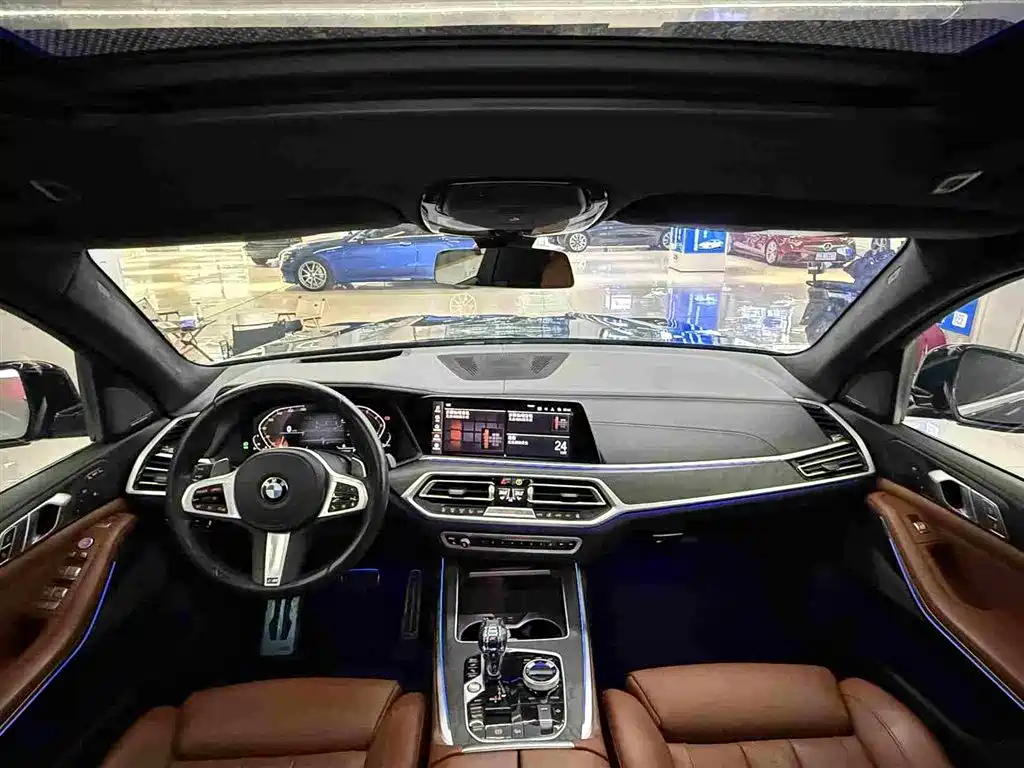 BMW X7 2021 xDrive40i Premium M Sport Package фото 18