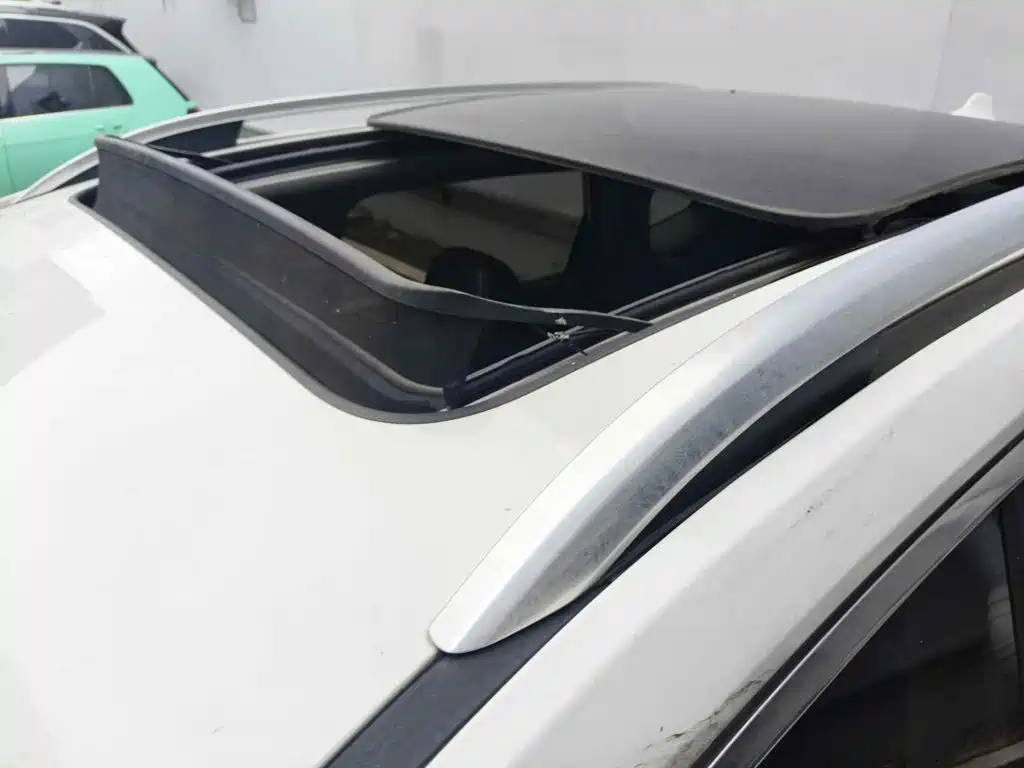 Фото 6 - Roewe RX5