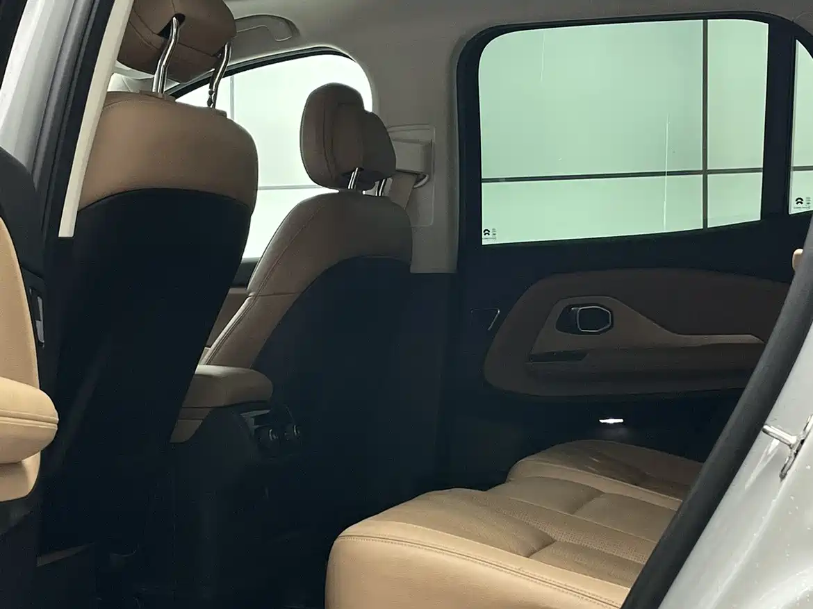 NIO ES8 2019 2018 355KM Base Model 7-Seater Version