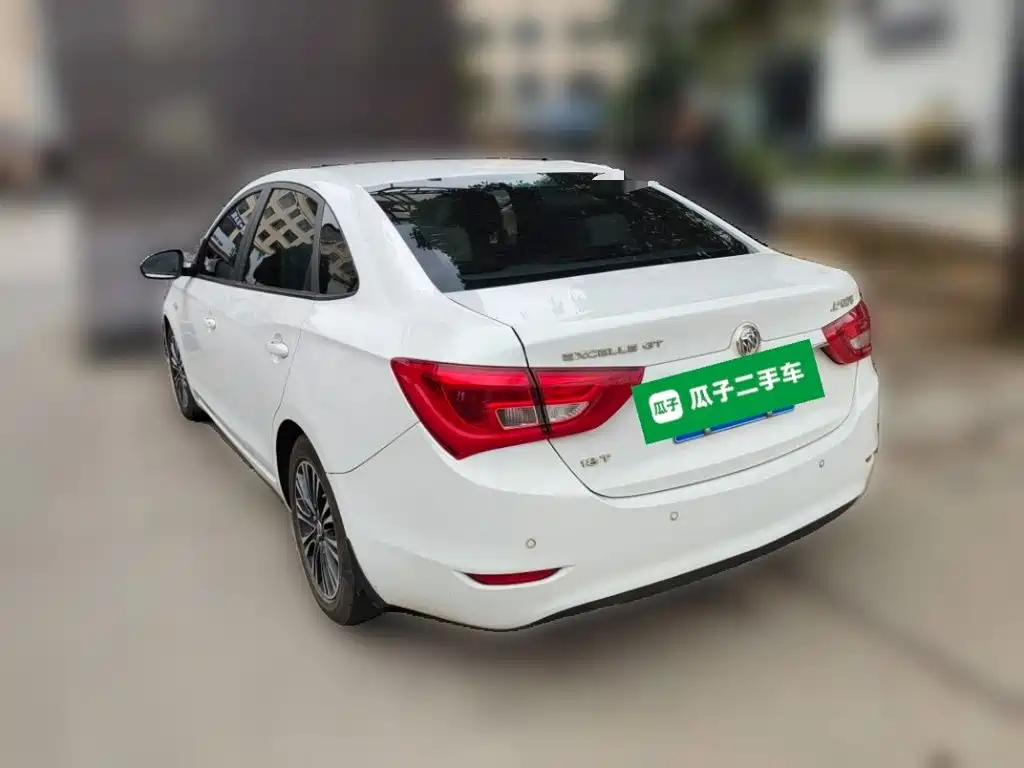 Фото 25 - Buick Excelle