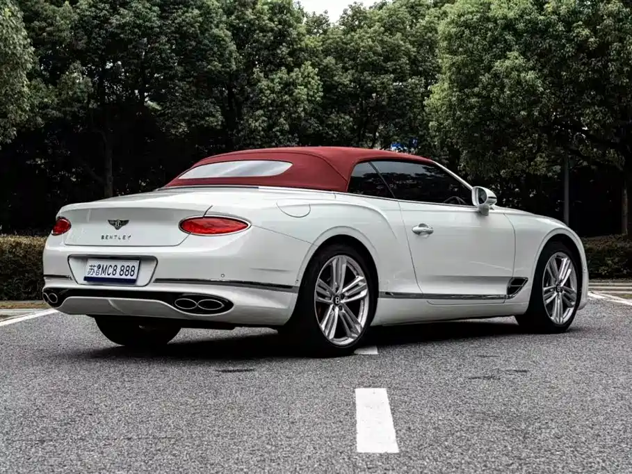 Photo 4 - Bentley Continental
