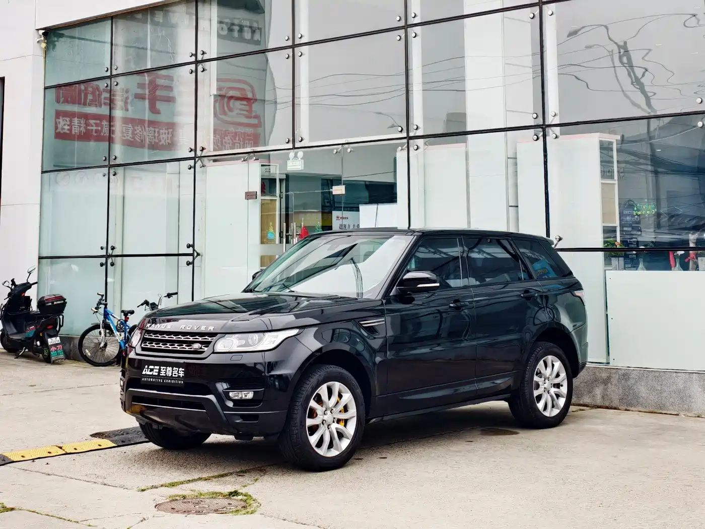Фото 1 - Land Rover Range Rover Sport