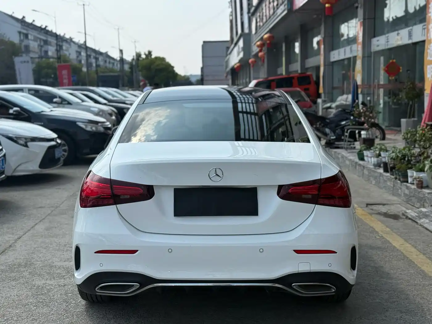 Mercedes-Benz A-Class 2023 A 200 L Fashion фото 8