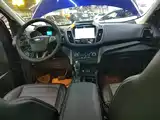 Фото 10 - Ford Kuga
