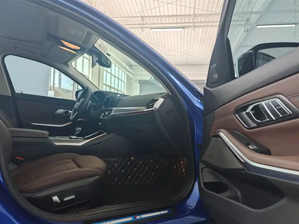 BMW 3 Series 2020 325Li M Sport Black Night Package фото 13
