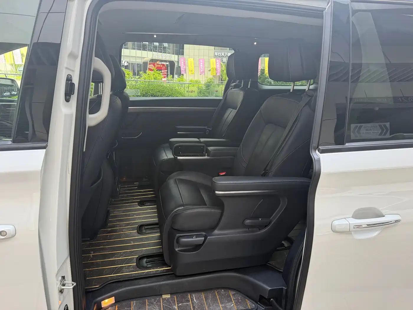 GAC TRUMPCHI TRUMPCHI M8