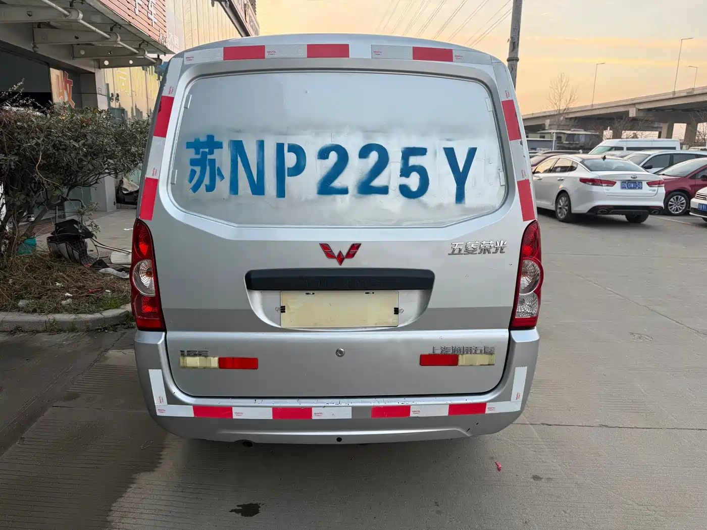 Wuling Motors Wuling Rongguang 2021 2021 1.5L Extended Standard Power Steering Windowless Van 2-Seater L3C