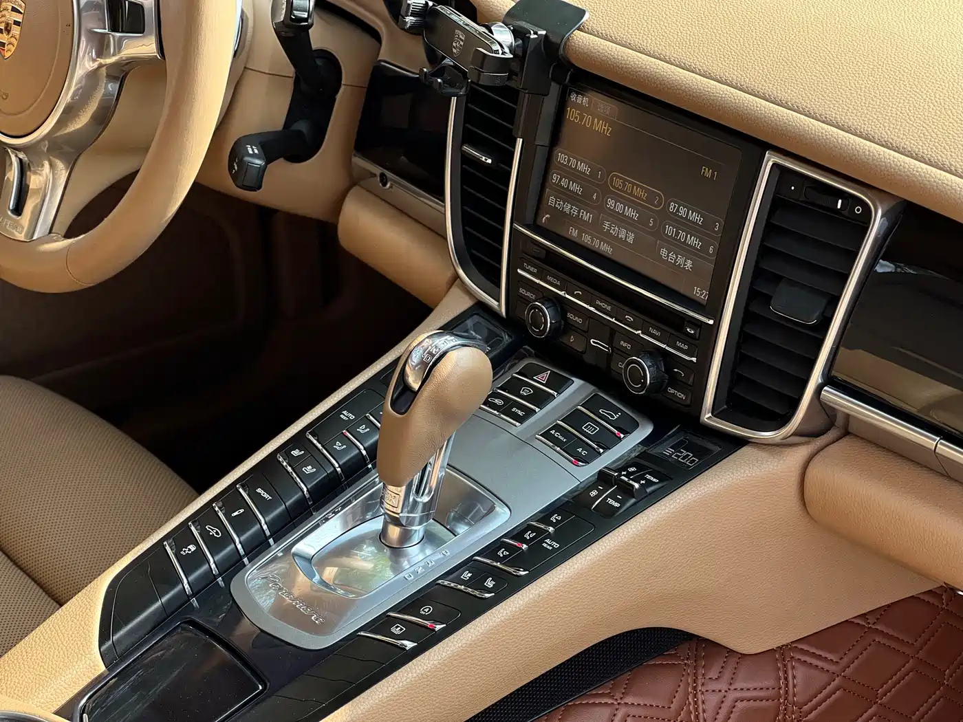 Porsche Panamera 2014 Panamera 4 Executive 3.0T фото 13