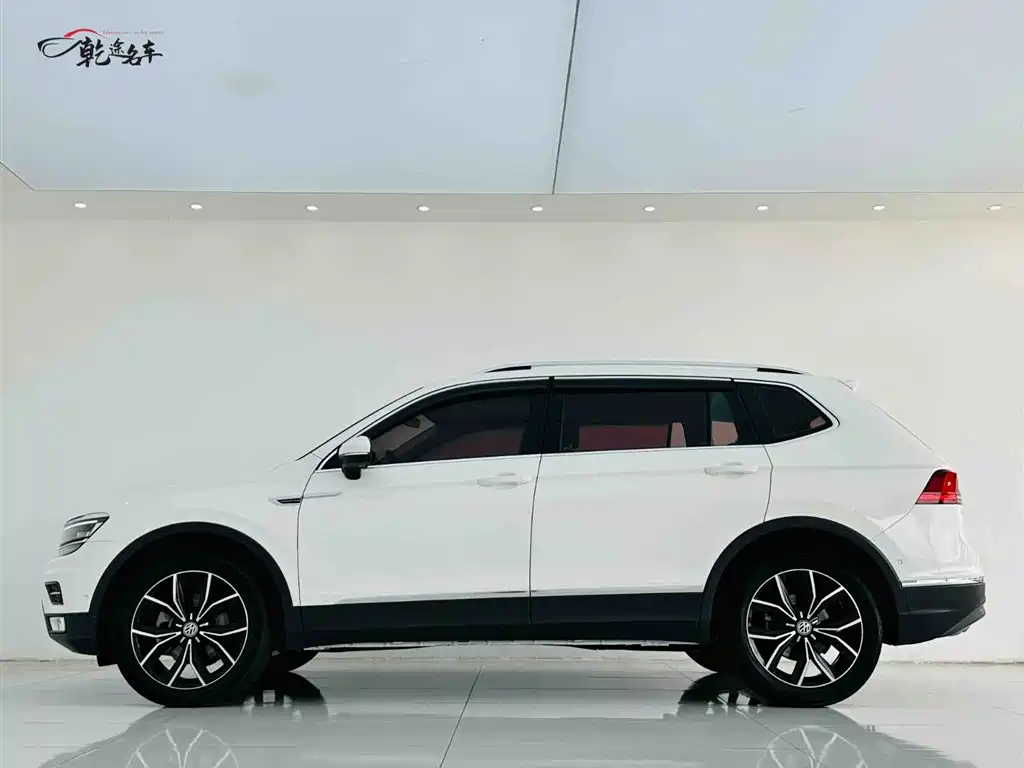 Volkswagen Tiguan L 2017 330TSI Automatic 2WD Luxury Edition фото 4