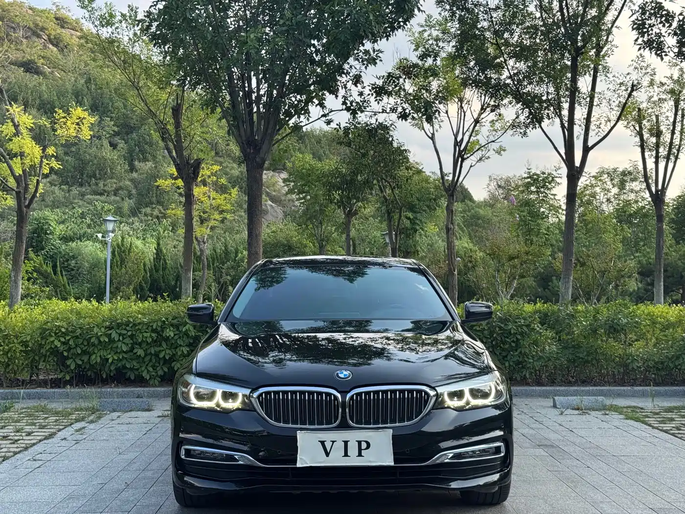 Фото 2 - BMW 5 Series