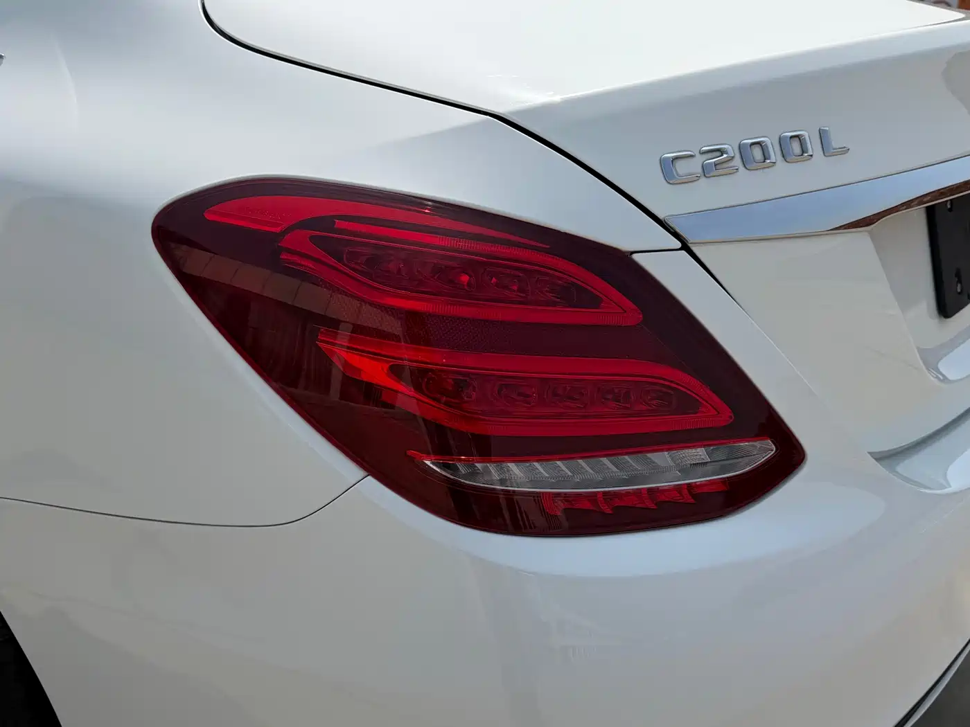 Mercedes-Benz C-Class 2016 C 200 L Sport фото 15