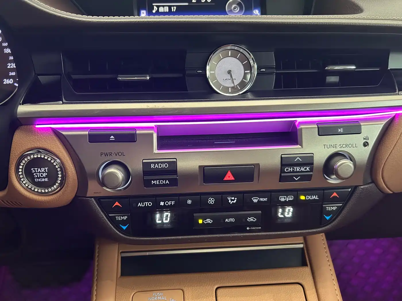 Lexus ES 2015 200 Elite Edition фото 12