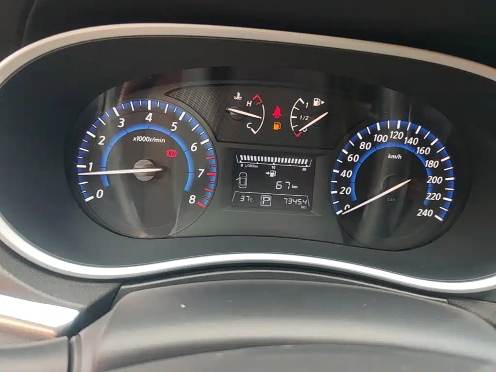 Venucia T90 2019 2018 2.0L CVT Smart Connected Premium Edition China VI