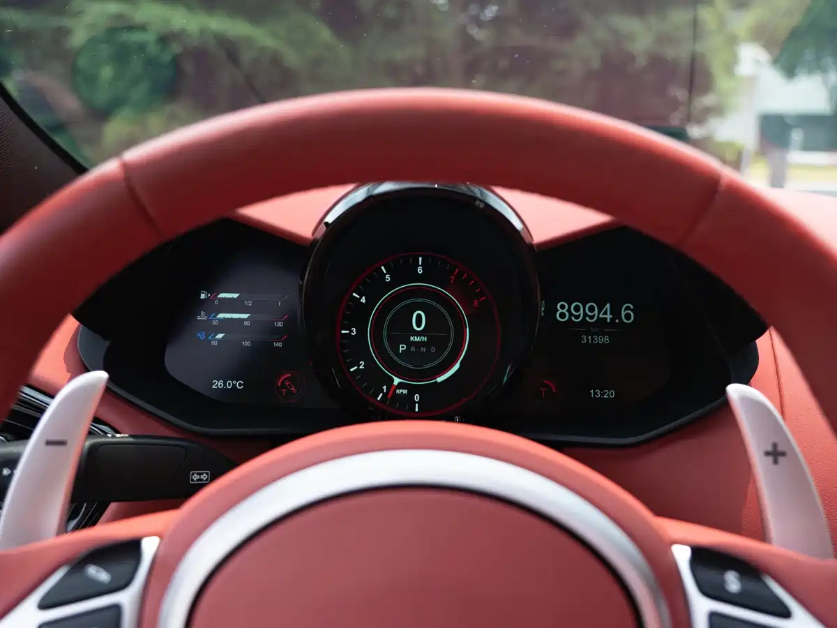 Aston Martin V8 Vantage 2022 2022 4.0T V8 Roadster