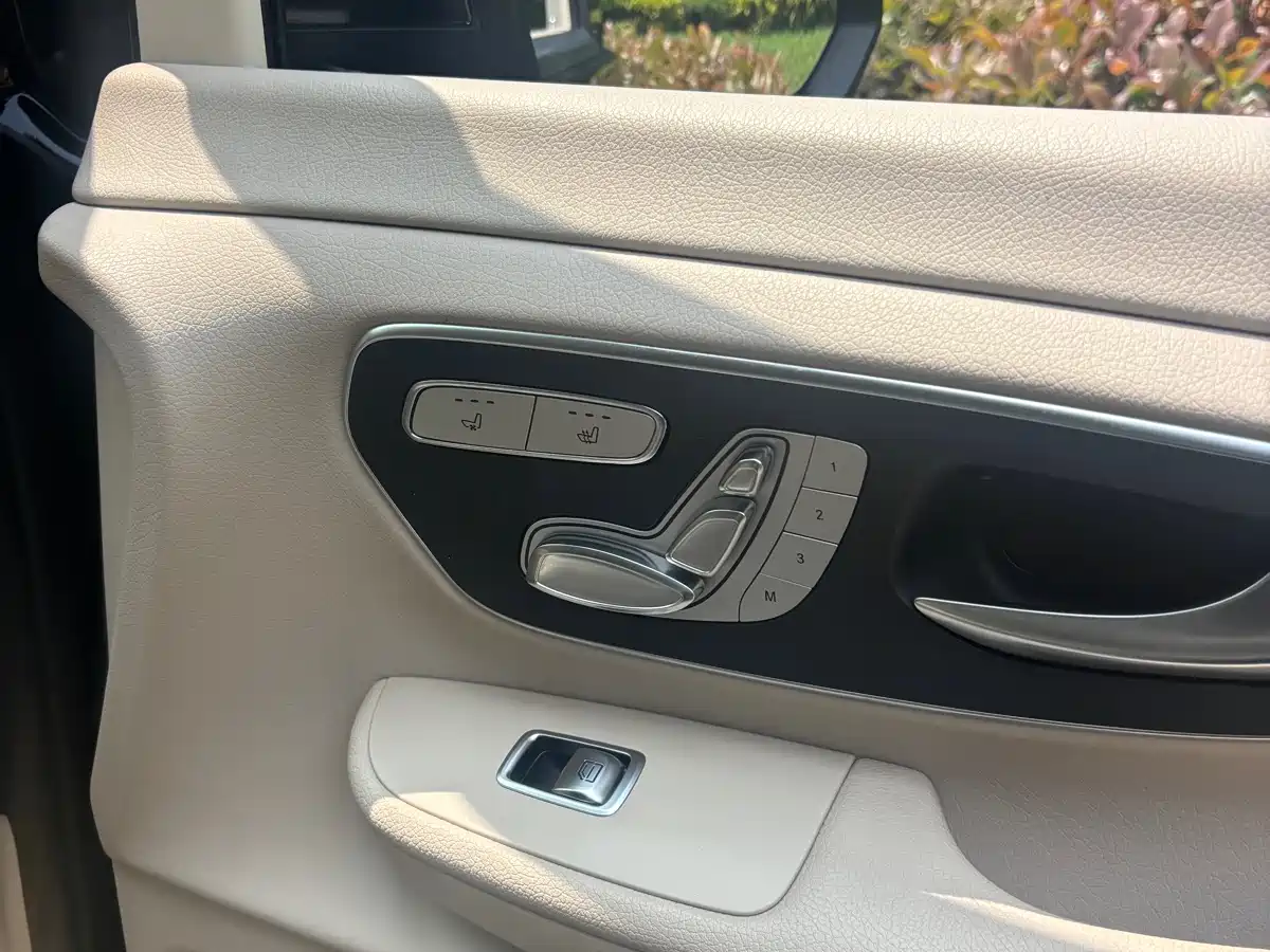 Mercedes-Benz V-Class 2018 V 260 Pilot Edition China V фото 11