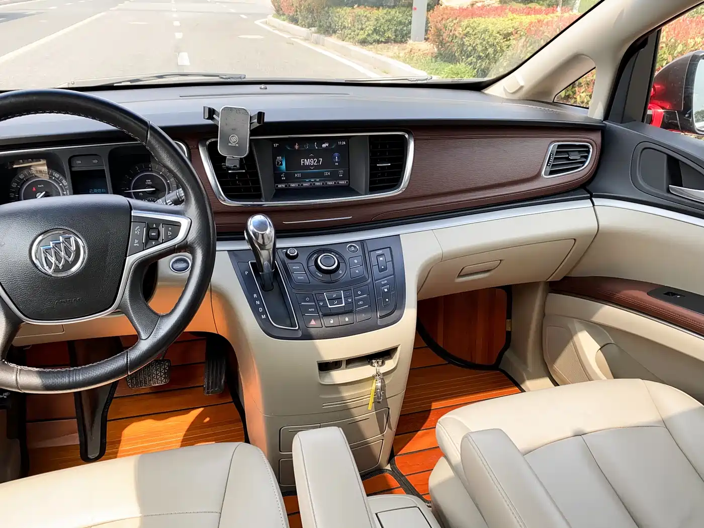 Buick GL8 2017 25S Luxury China V фото 20