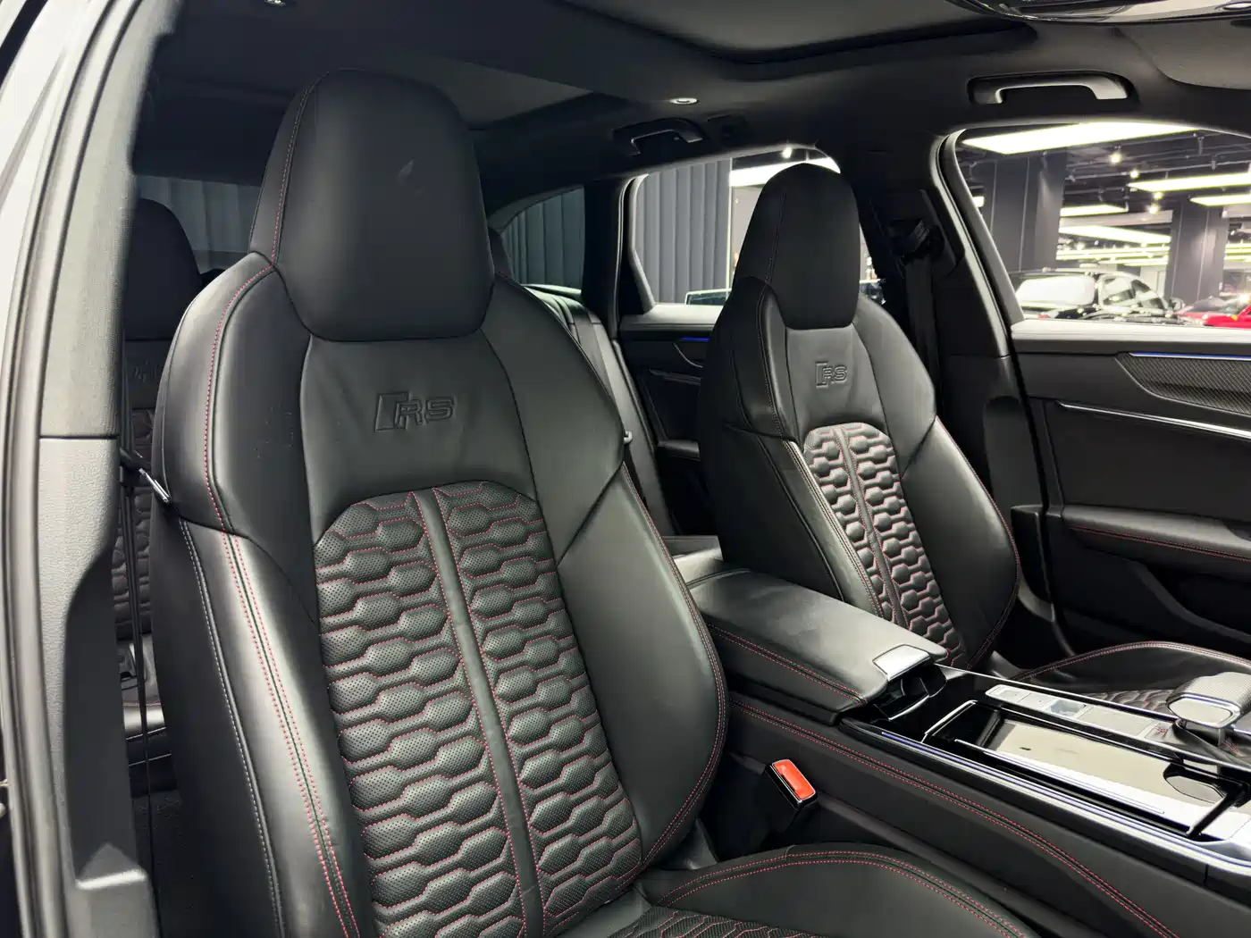 Audi RS 6 2022 RS 6 4.0T Avant фото 12