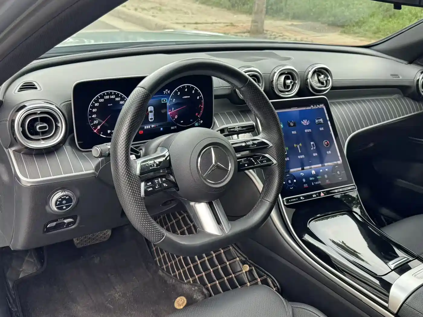 Mercedes-Benz C-Class 2023 Facelift C 260 L Sport Edition фото 7