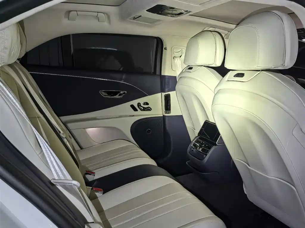 Bentley Flying Spur 2024 2024 4.0T V8 Standard Edition