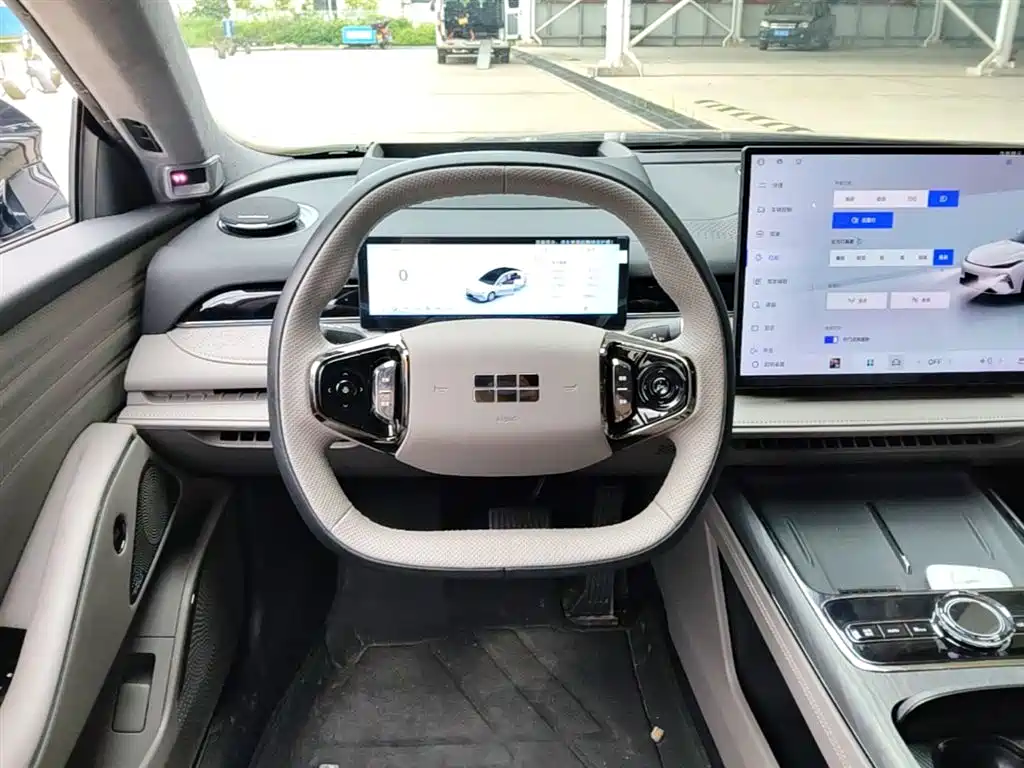 Geely Galaxy Galaxy Xingyao 8 2025 130km EM-P Starship Edition фото 11