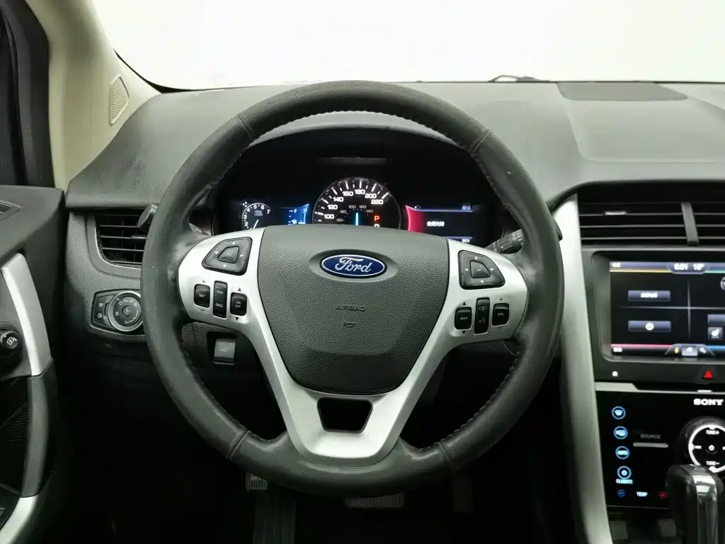 Ford Edge (Import) 2015 2012 2.0T Prestige