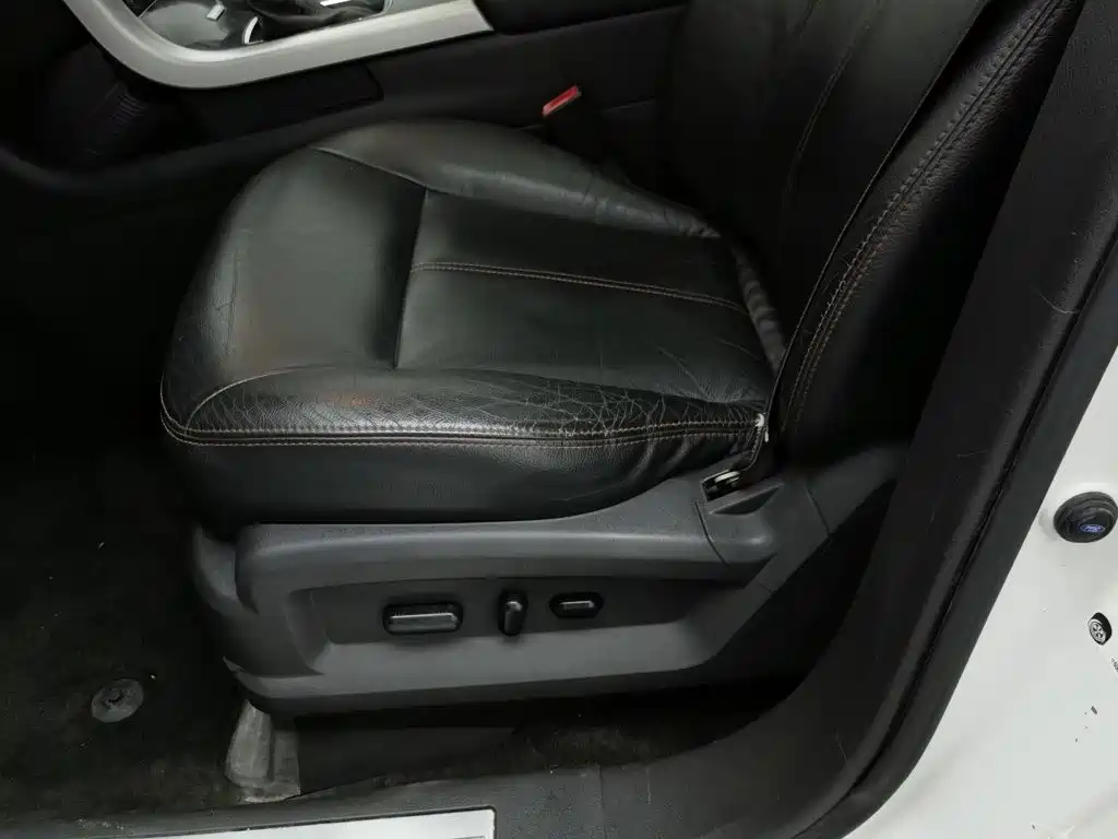 Ford Edge (Import) 2015 2012 2.0T Prestige