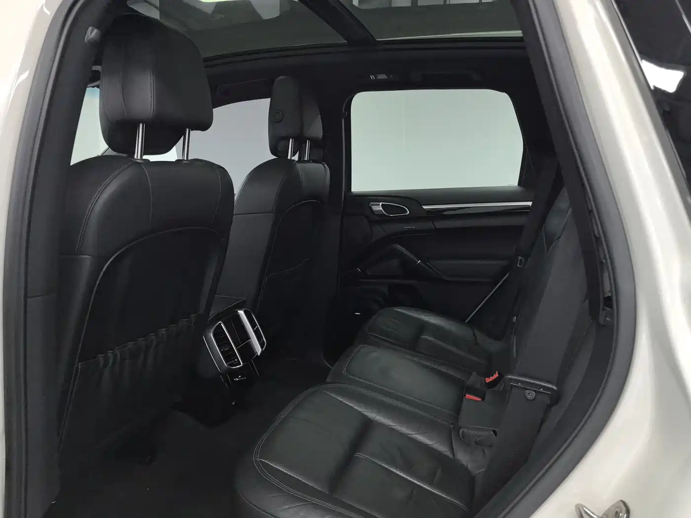 Porsche Cayenne 2011 Cayenne S 4.8L фото 6