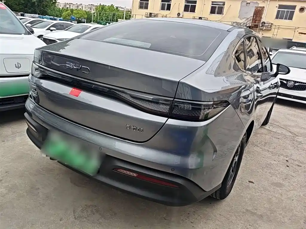 BYD Hai Bao 05 DM-i 2025 DM-i Smart Drive Edition 55KM Luxury фото 7