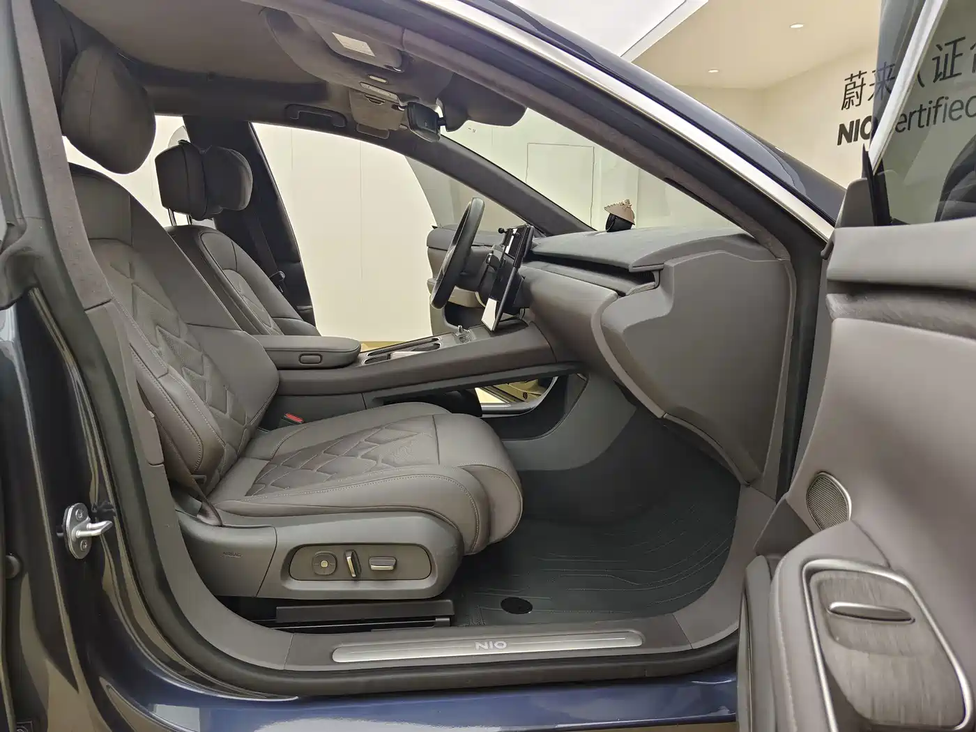 NIO ET7 2024 2024 75kWh Executive Edition