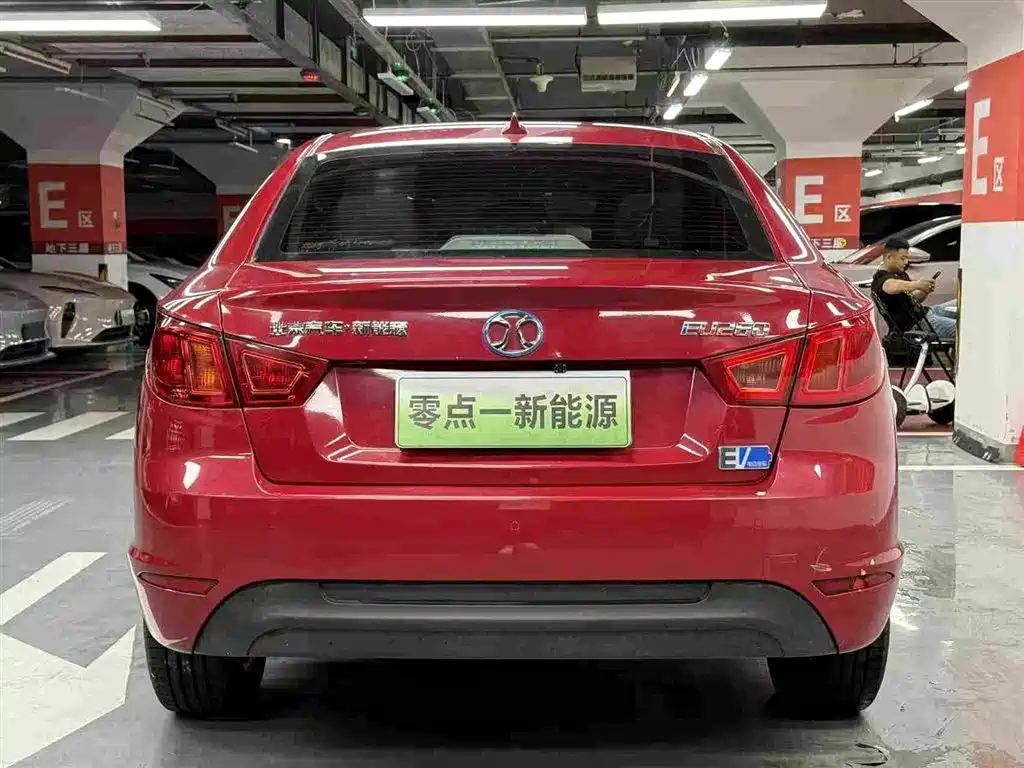 صورة 3 - BAIC New Energy BAIC EU Series