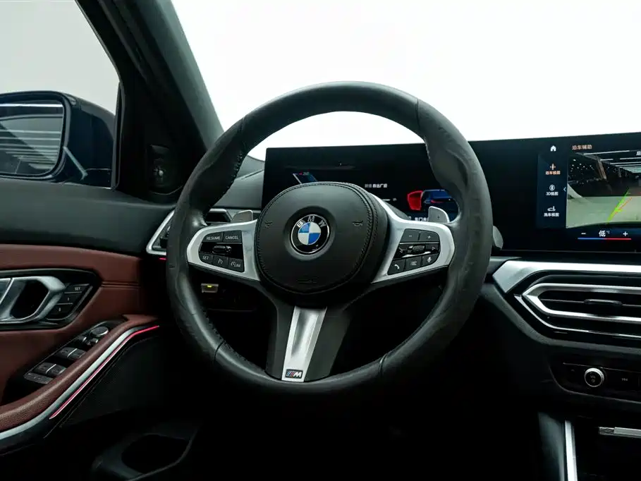 BMW 3 Series 2023 330i M Sport Shadow Edition фото 18