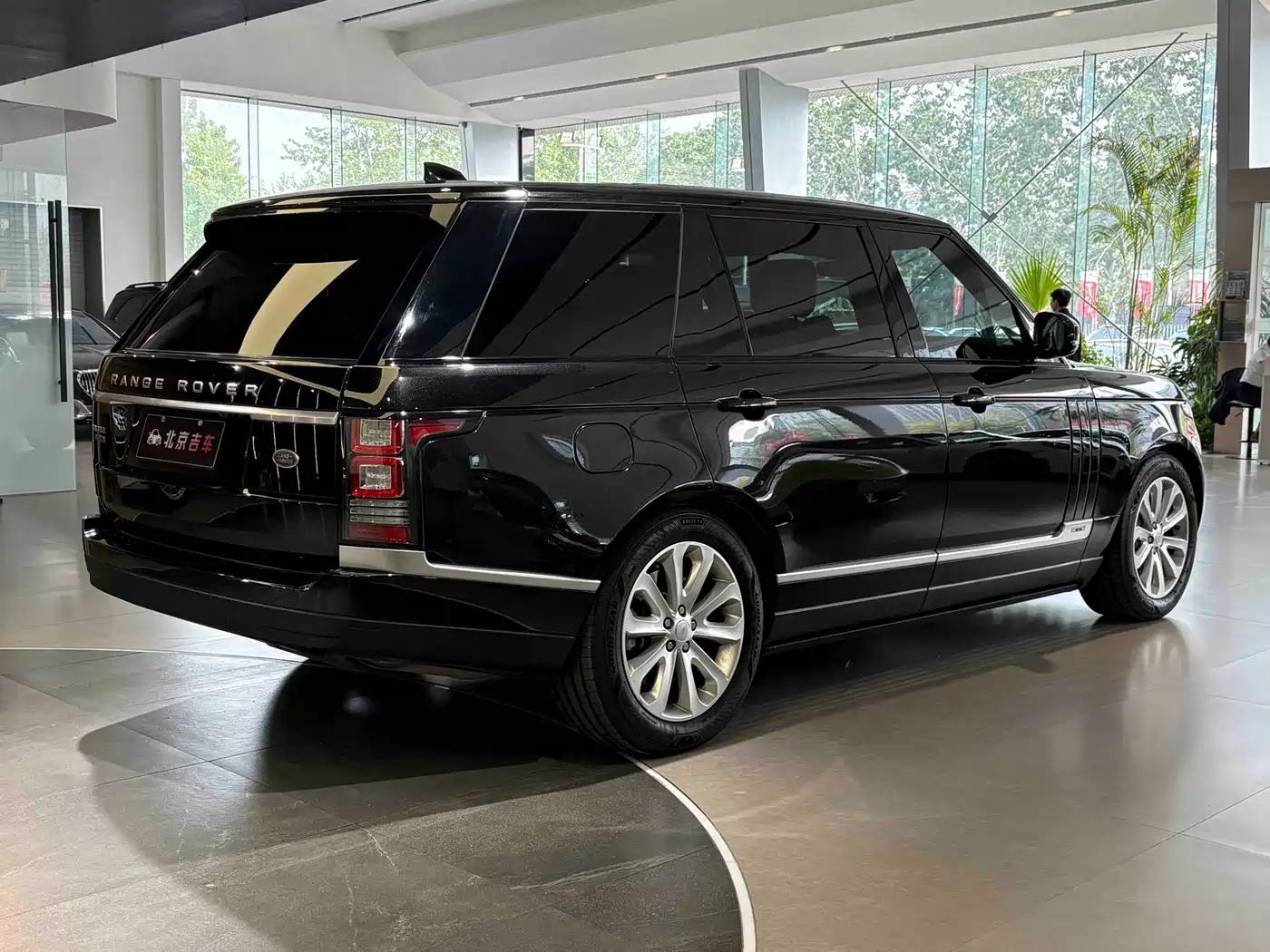 Land Rover Range Rover 2016 3.0 SC V6 Vogue LWB фото 6