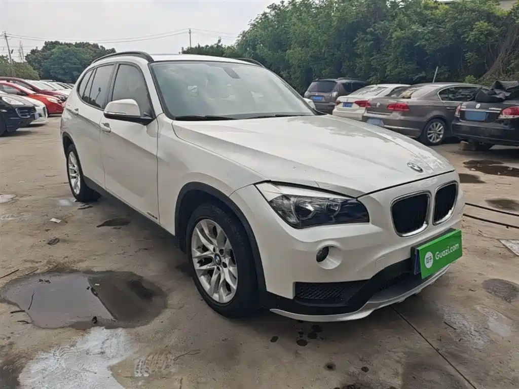 BMW X1 2015 Model sDrive18i Fashion Advanced Edition фото 4