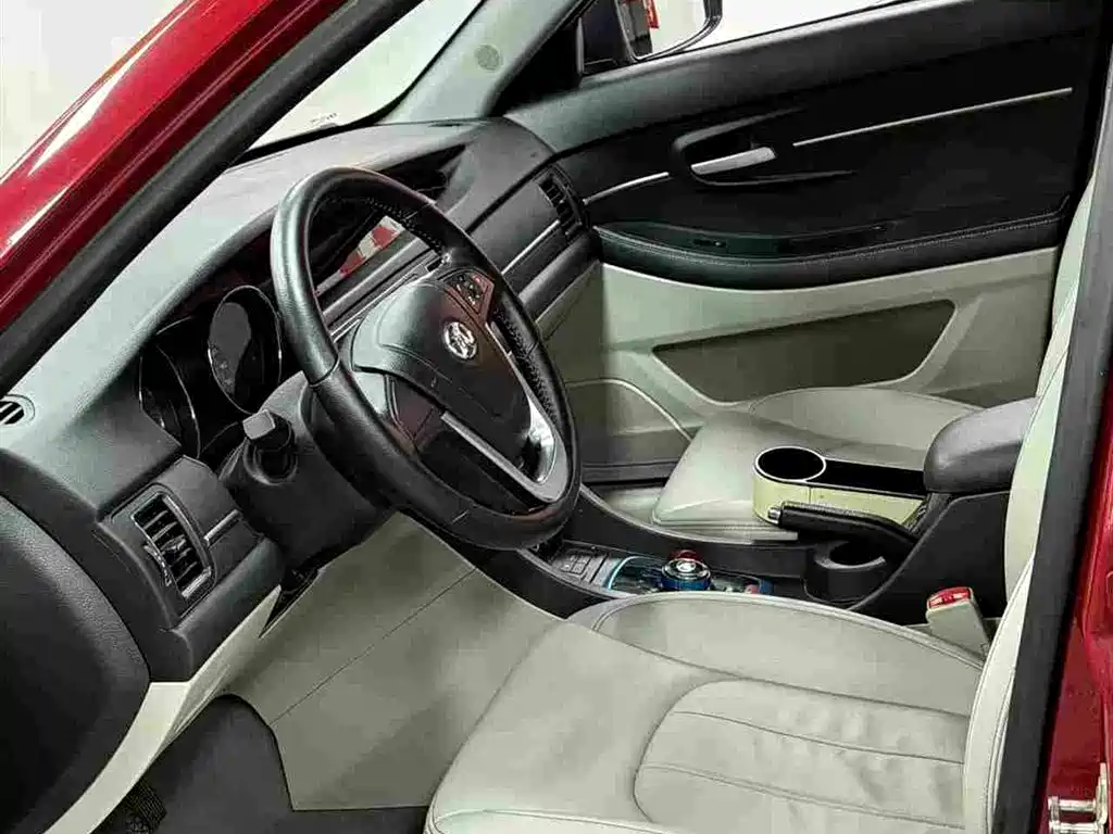 BAIC New Energy BAIC EU Series 2016 2016 EU260 Joy Edition