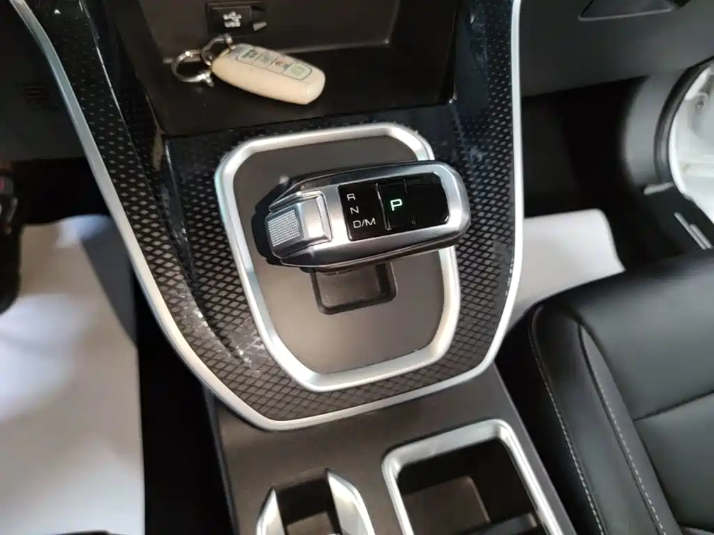 Haval M6 2024 2023 PLUS 1.5T DCT Luxury Smart Connect