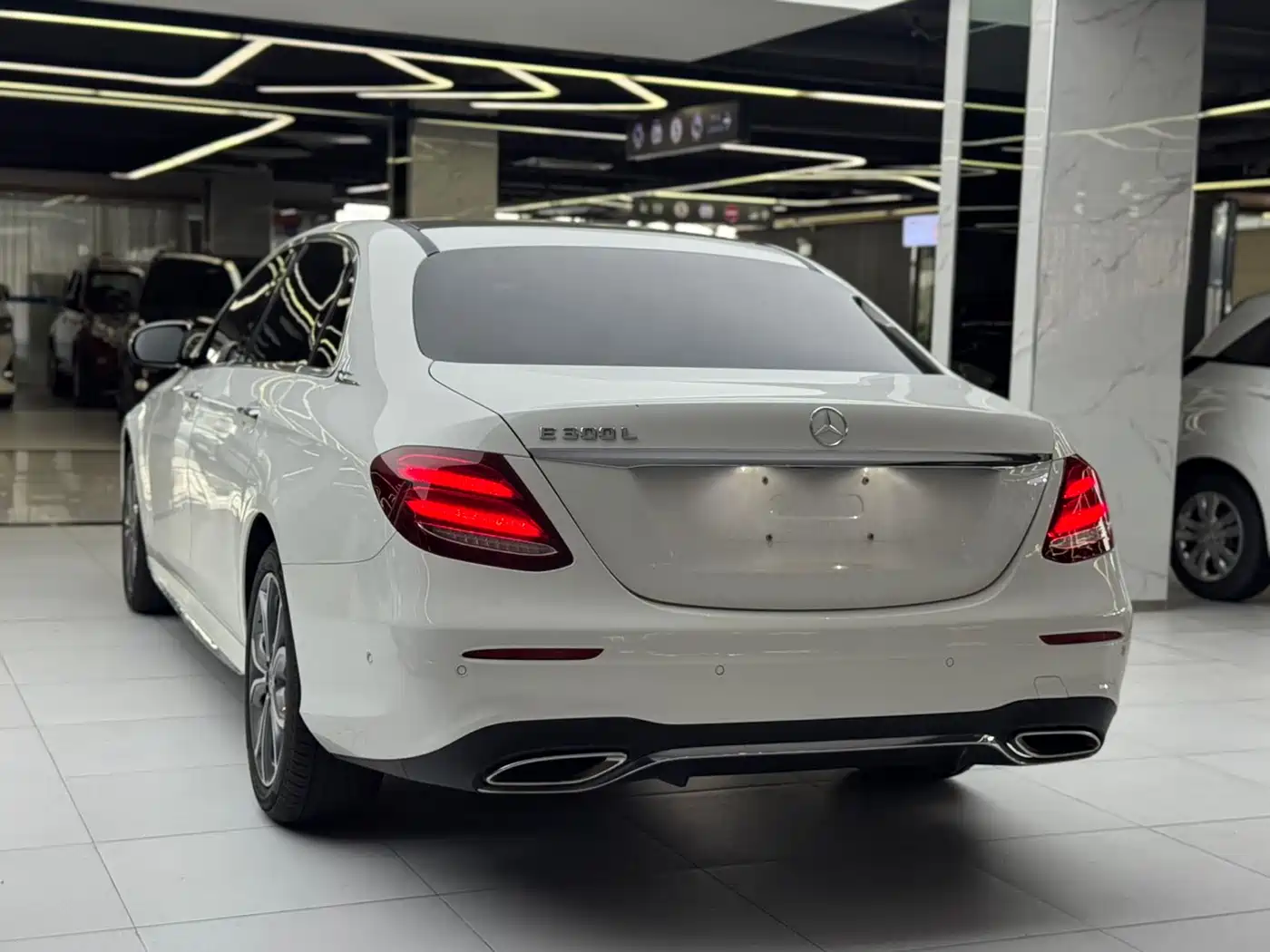 Mercedes-Benz E-Class 2020 E 300 L Sport Fashion Model фото 14