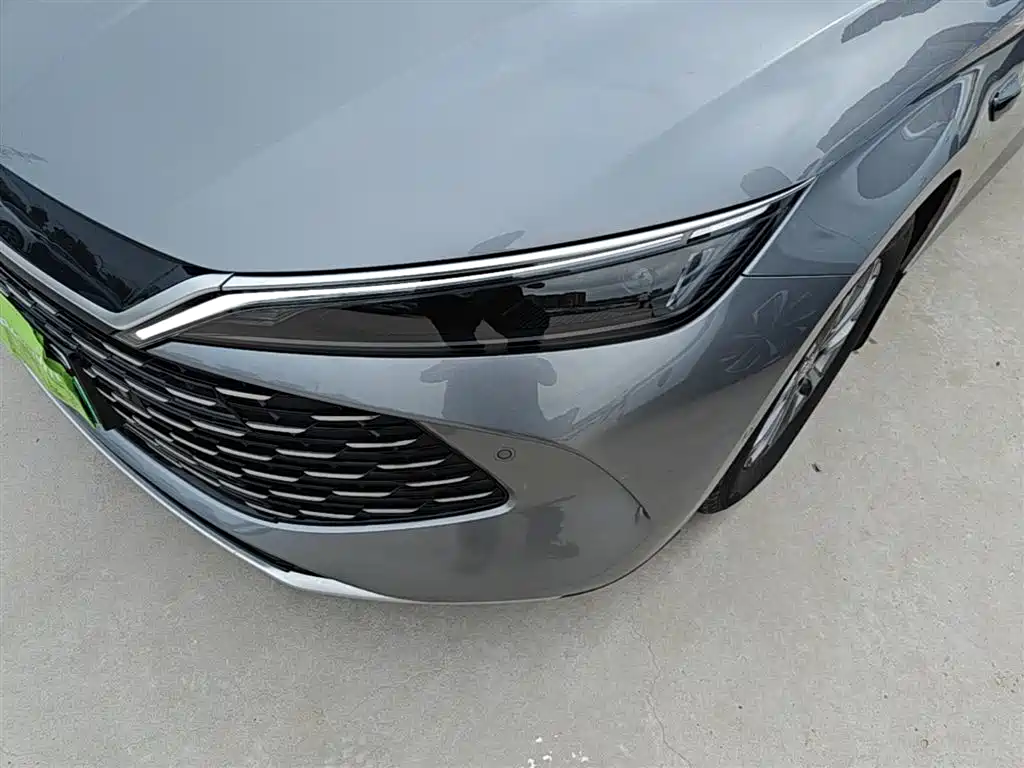 BYD Qin L 2025 DM-i Smart Drive Edition 80KM Leading фото 24