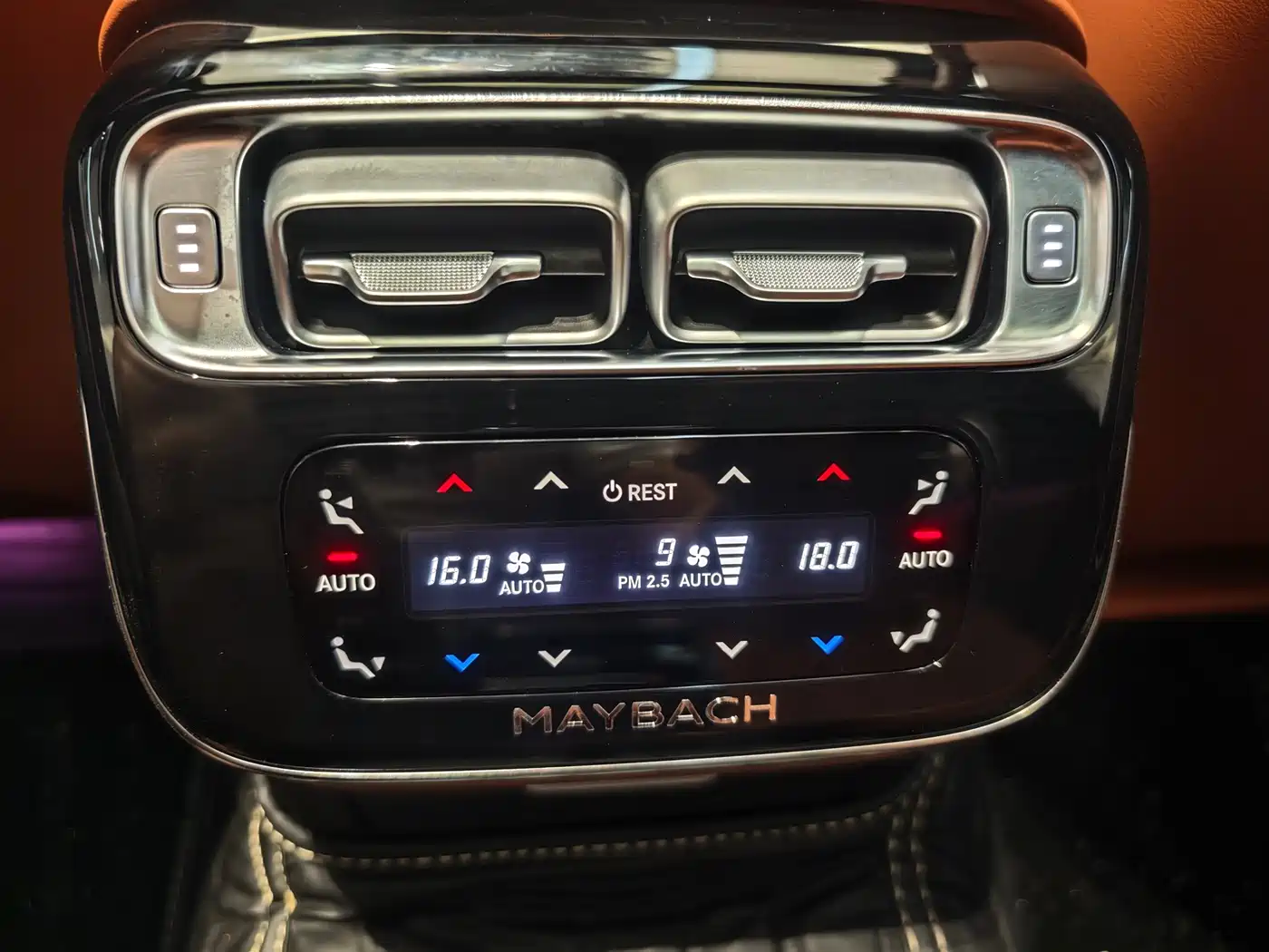Mercedes-Benz Maybach S-Class 2025 Model S 480 4MATIC фото 21
