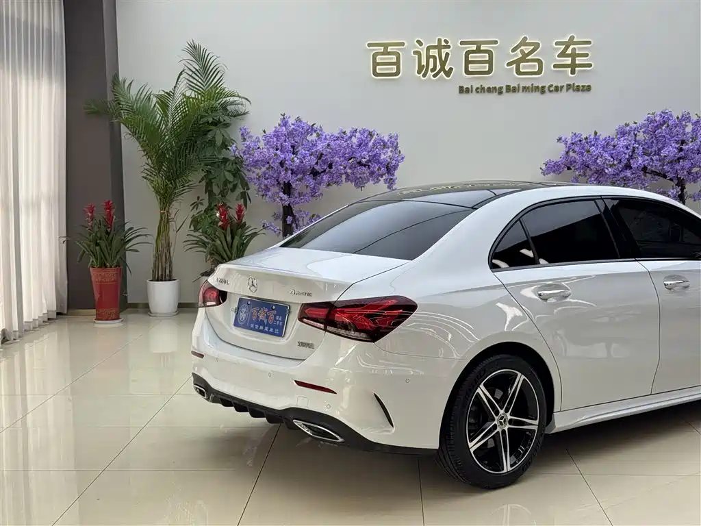 Mercedes-Benz A-Class 2020 Facelift A 220 L 4MATIC Sport Sedan фото 7