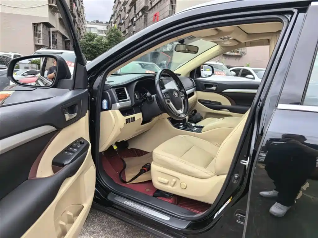Toyota Highlander 2015 2.0T AWD Luxury Edition 7-seater фото 16